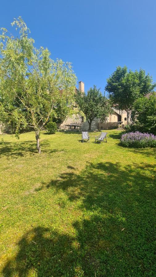 Gite L'Annexe Du Prieure Besson Eksteriør billede
